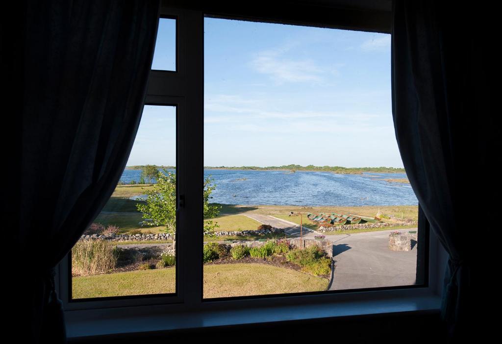 The Waterfront House Country Home Oughterard Exterior photo