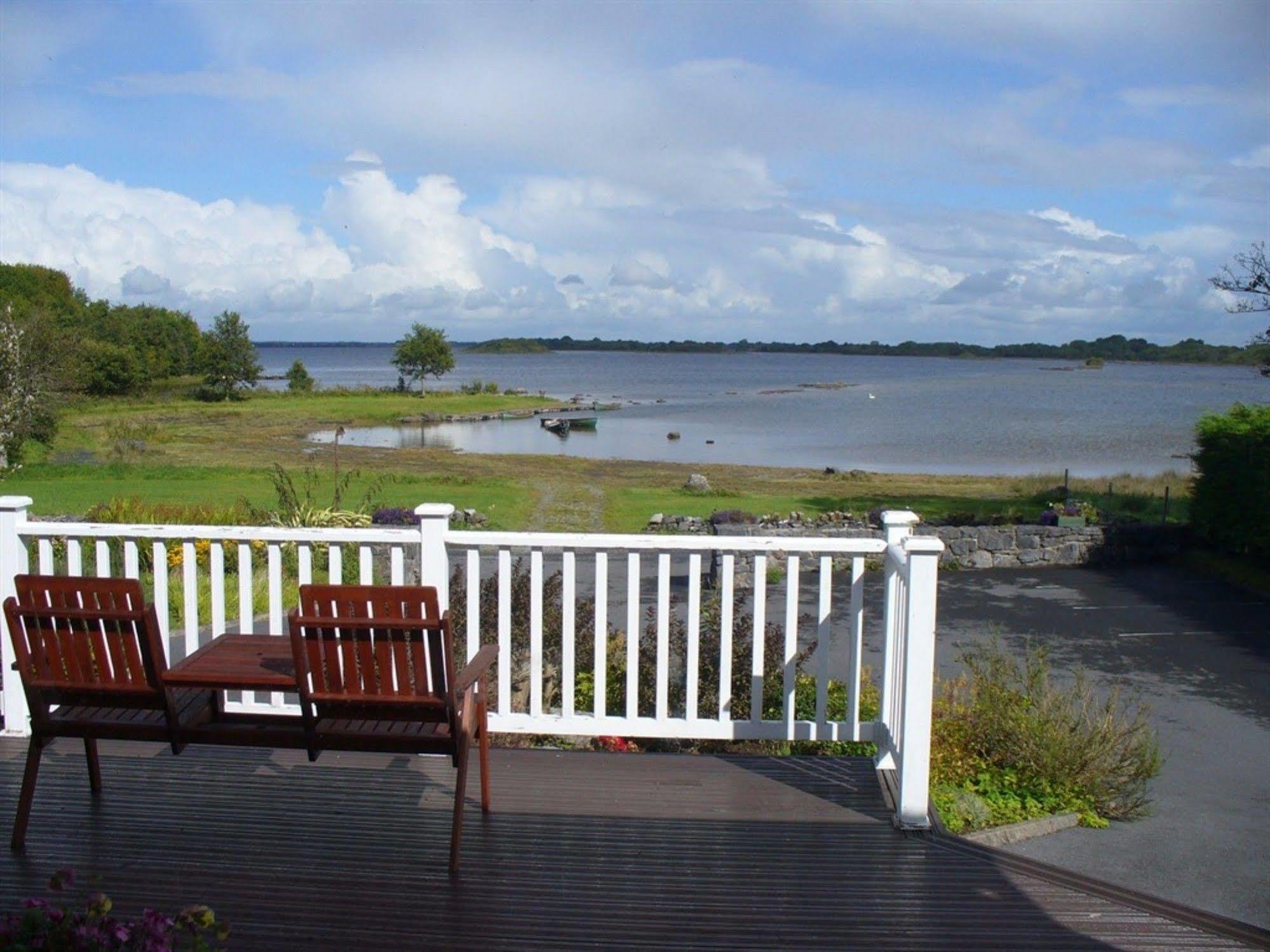 The Waterfront House Country Home Oughterard Exterior photo